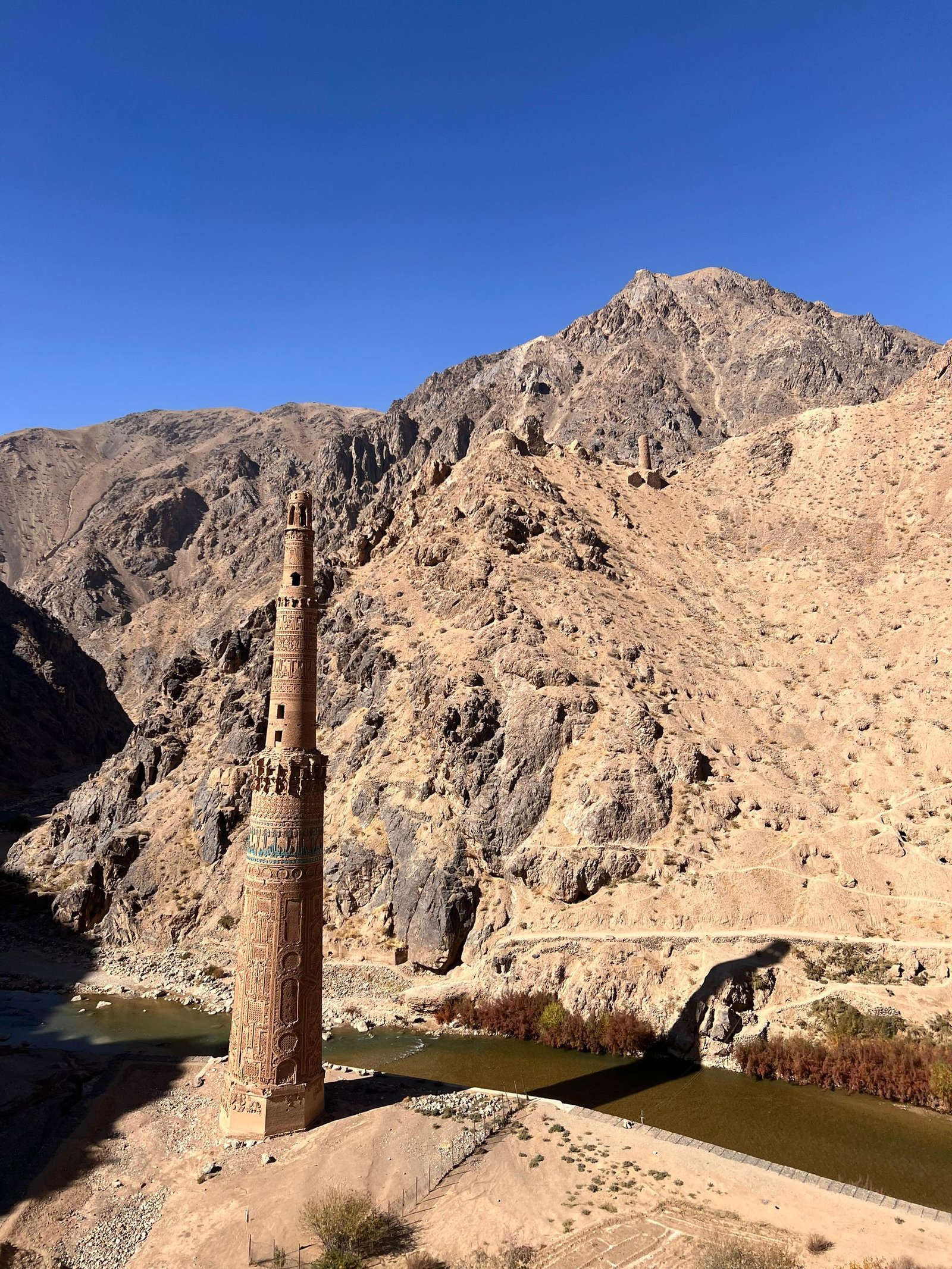 16104e5c-02f9-41a4-a035-59aaa303b778